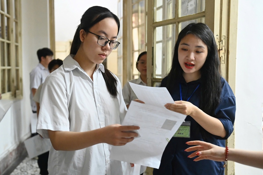 Thủ tướng chủ trì hội nghị toàn quốc chuẩn bị kỳ thi tốt nghiệp THPT - 2 Thủ tướng chủ trì hội nghị toàn quốc chuẩn bị kỳ thi tốt nghiệp THPT - 2