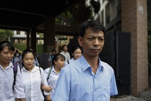 Người đàn ông 47 tuổi thi THPT quốc gia "làm gương cho con cháu"