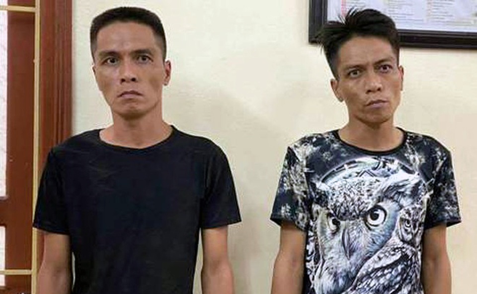 Hà Nội: Anh em sinh đôi rủ nhau đi cướp để thỏa cơn “đói thuốc” - 1 Hà Nội: Anh em sinh đôi rủ nhau đi cướp để thỏa cơn “đói thuốc” - 1