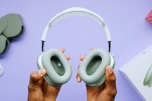 Tai nghe AirPods Max thế hệ mới của Apple được sản xuất tại Việt Nam