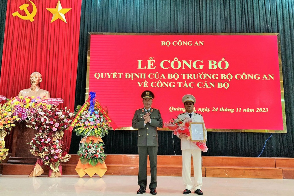Quảng Trị có tân Giám đốc Công an tỉnh - 2 Quảng Trị có tân Giám đốc Công an tỉnh - 2