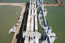 Cận cảnh đập dâng có khoang tràn như phím đàn piano trên sông Trà Khúc