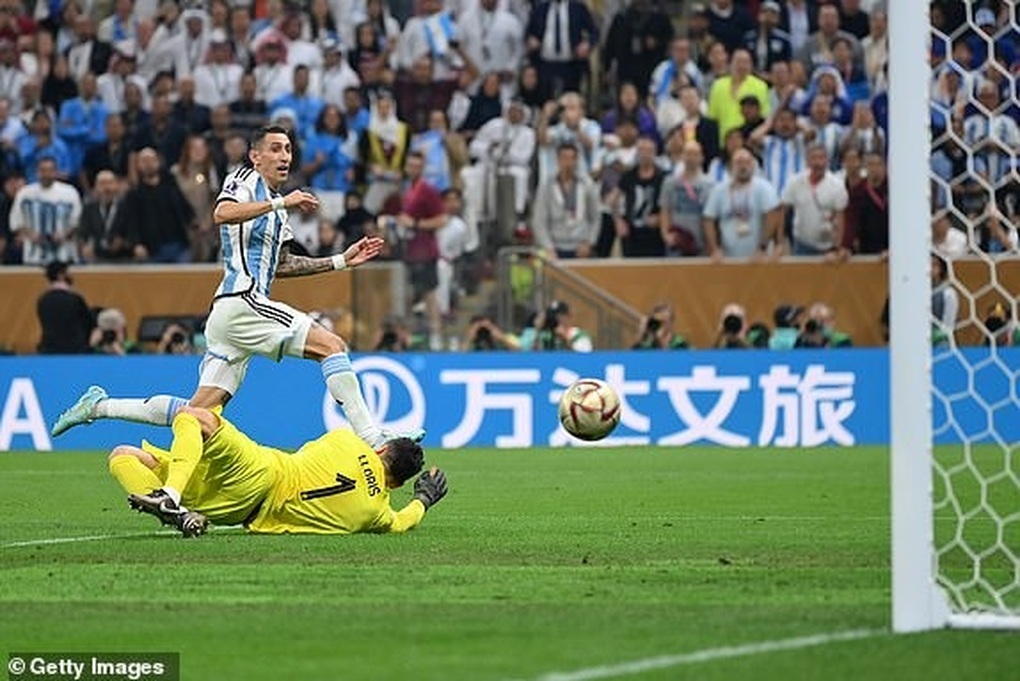 Cảm xúc vỡ òa của Messi và Argentina trong ngày vô địch World Cup - 3 Cảm xúc vỡ òa của Messi và Argentina trong ngày vô địch World Cup - 3