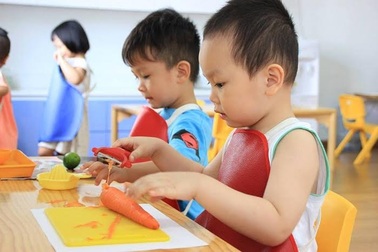 Ba mẹ áp dụng phương pháp giáo dục Montessori tại nhà thế nào?