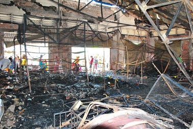 Hỏa hoạn thiêu rụi chợ Tân Lộc