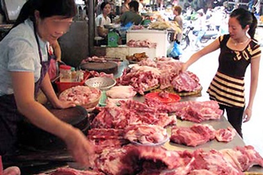 Thịt ướp hoá chất, cả tuần không thiu