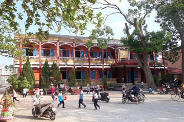 Trường tiểu học ở Hải Dương bị yêu cầu tạm dừng kêu gọi đóng góp đầu năm