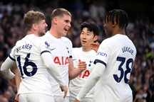 Tottenham giành vị trí thứ 4, hơn Man Utd 11 điểm