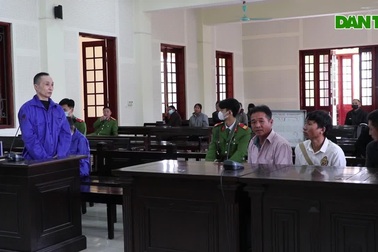 Bắn vợ tử vong vì không cho tiền mua nước ngọt