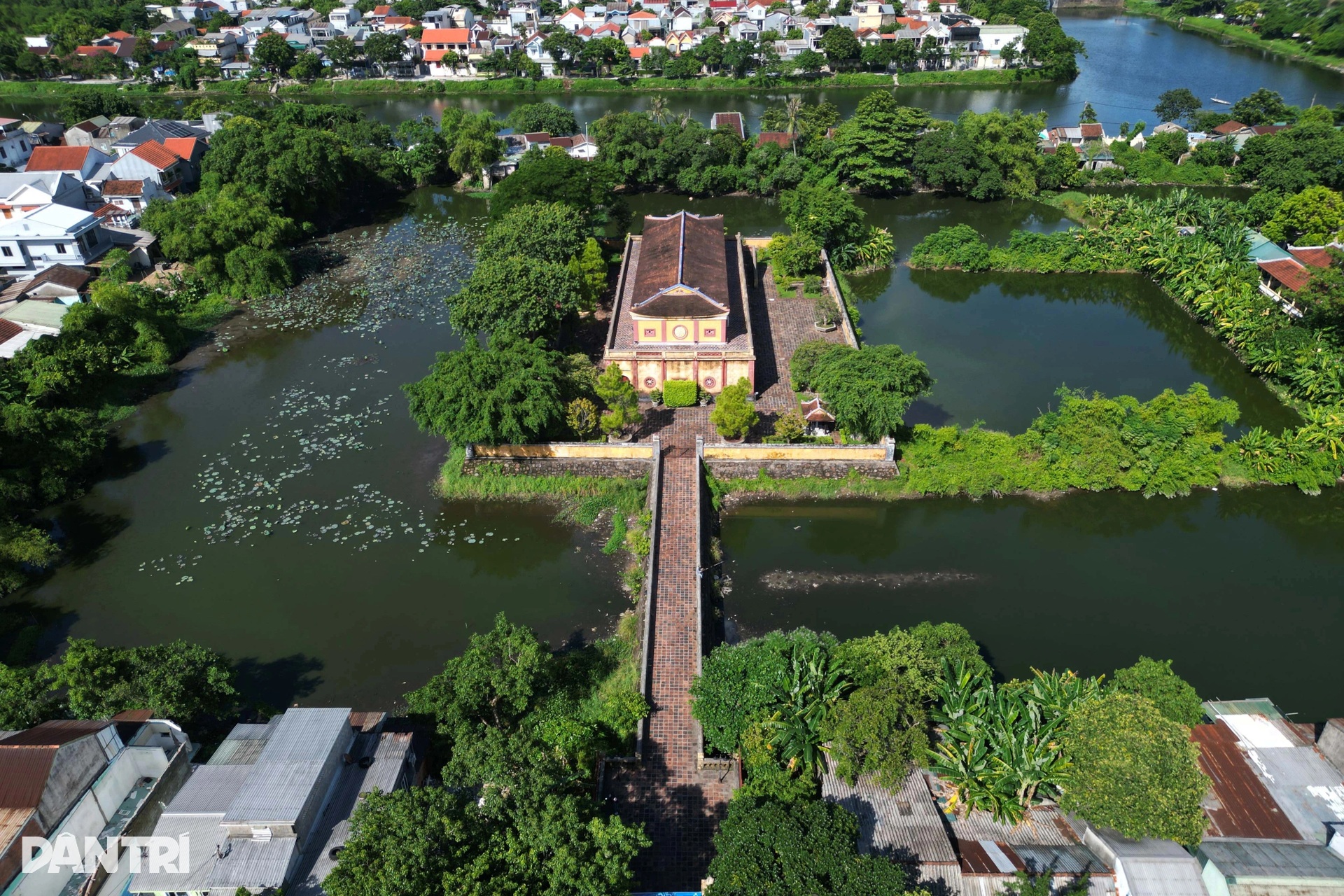 Thăm “Tàng kinh các” xứ Huế, mục sở thị chiếu mừng thọ mẹ của vua Minh Mạng - 10 Thăm “Tàng kinh các” xứ Huế, mục sở thị chiếu mừng thọ mẹ của vua Minh Mạng - 10