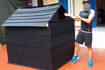 Youtuber Việt gây tranh cãi vì xây nhà bằng 5.000 ống hút nhựa