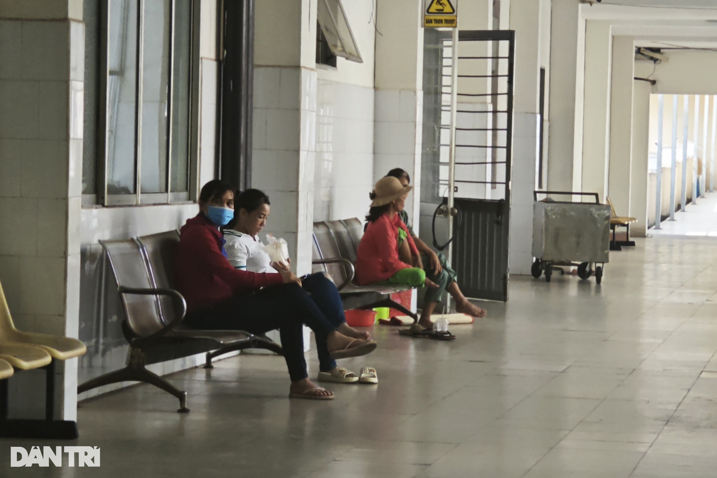 Lệch ca 1 giờ, công nhân may mắn thoát chết trong vụ nổ lò hơi ở Đồng Nai - 3 Lệch ca 1 giờ, công nhân may mắn thoát chết trong vụ nổ lò hơi ở Đồng Nai - 3