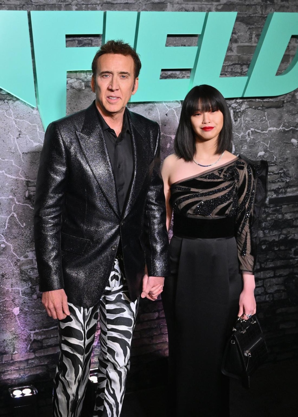 After plowing and paying off debt, Nicolas Cage happily raised his children at the age of 60 - 4