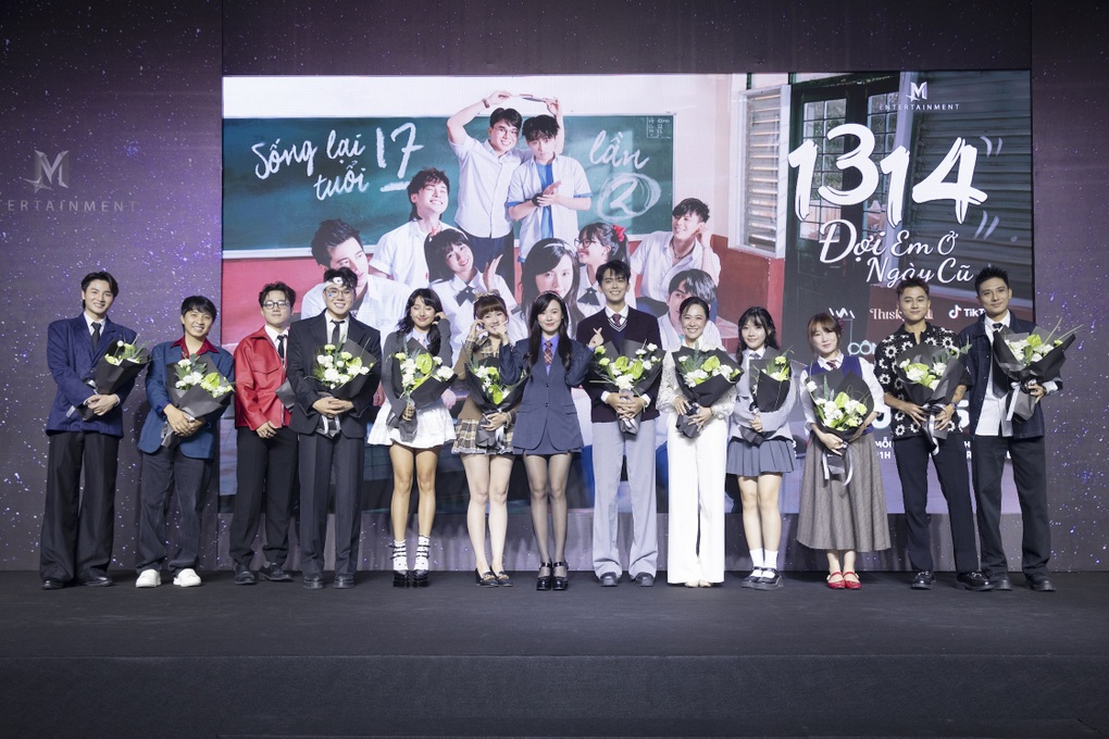 Midu hé lộ từng muốn rút khỏi showbiz ở tuổi 35 nhưng được chồng động viên - 2 Midu hé lộ từng muốn rút khỏi showbiz ở tuổi 35 nhưng được chồng động viên - 2