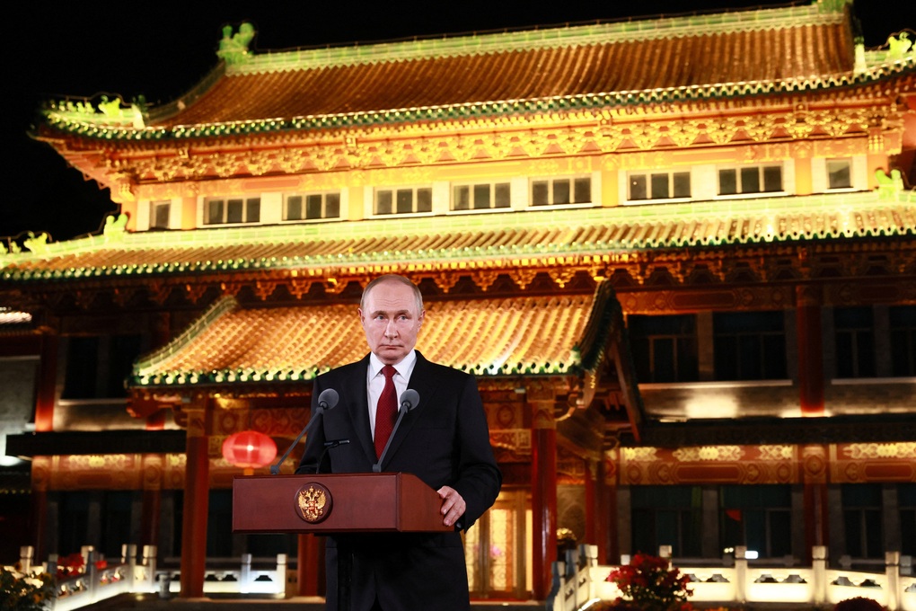 Tổng thống Nga hé lộ tia sáng cuối đường hầm chấm dứt xung đột Ukraine - 1 Tổng thống Nga hé lộ tia sáng cuối đường hầm chấm dứt xung đột Ukraine - 1