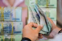 Hiệu trưởng, kế toán, bếp trưởng nhận 436 triệu của nhà cung cấp thực phẩm