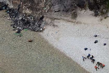 Trực thăng công ty hàng không Pháp lao xuống núi, 6 người chết