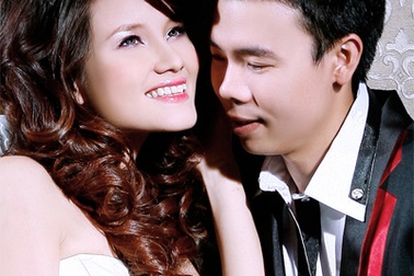 MC Huyền Châu sinh bé trai đầu lòng