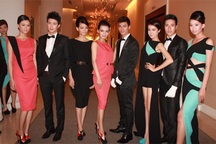 Thí sinh Siêu mẫu trình diễn thời trang Công Trí