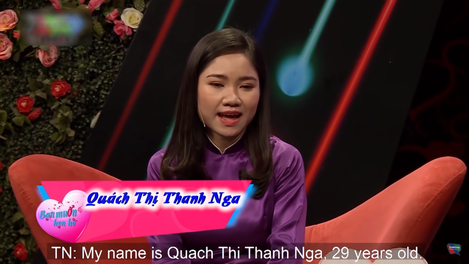 Nữ điều dưỡng xinh xắn mang khẩu trang tặng đối tượng hẹn hò - 1 Nữ điều dưỡng xinh xắn mang khẩu trang tặng đối tượng hẹn hò - 1