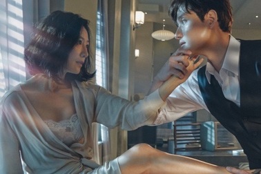 “Thế giới hôn nhân”: Phim truyền hình đang gây sốt tại Hàn Quốc