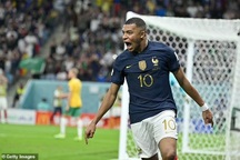 Man Utd muốn chiêu mộ Kylian Mbappe để thay thế Ronaldo