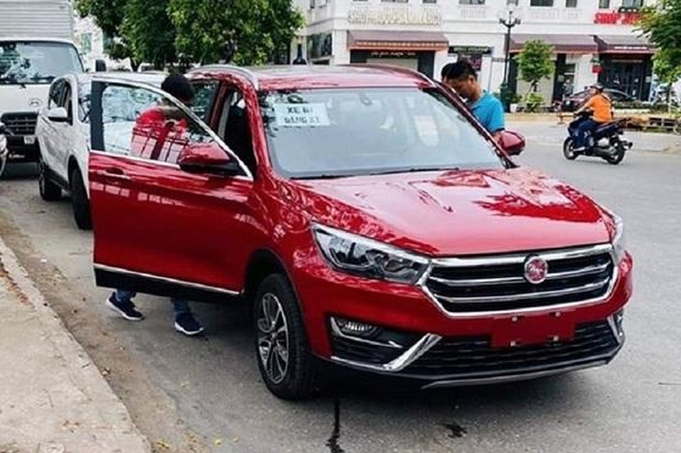 Ô tô Trung Quốc: giá rẻ, nhiều công nghệ tìm cách chiều lòng khách Việt - 2 Ô tô Trung Quốc: giá rẻ, nhiều công nghệ tìm cách chiều lòng khách Việt - 2