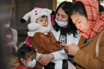 Công nhân quyết trở lại Hà Nội sớm, đi làm gấp đôi lương