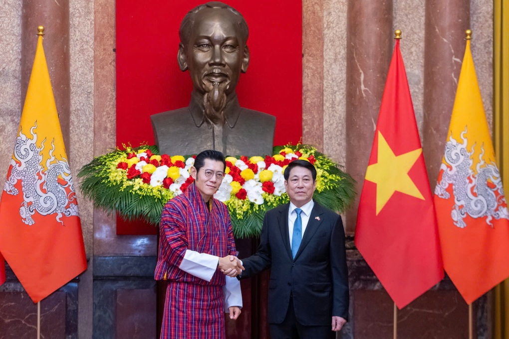 Chủ tịch nước Lương Cường chủ trì lễ đón Quốc vương Bhutan - 2 Chủ tịch nước Lương Cường chủ trì lễ đón Quốc vương Bhutan - 2