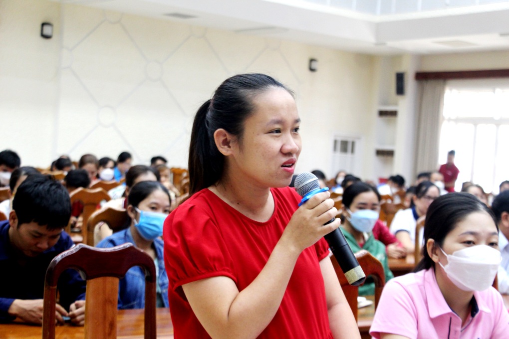 Bí thư Tỉnh ủy Quảng Nam đối thoại với công nhân lao động - 2 Bí thư Tỉnh ủy Quảng Nam đối thoại với công nhân lao động - 2