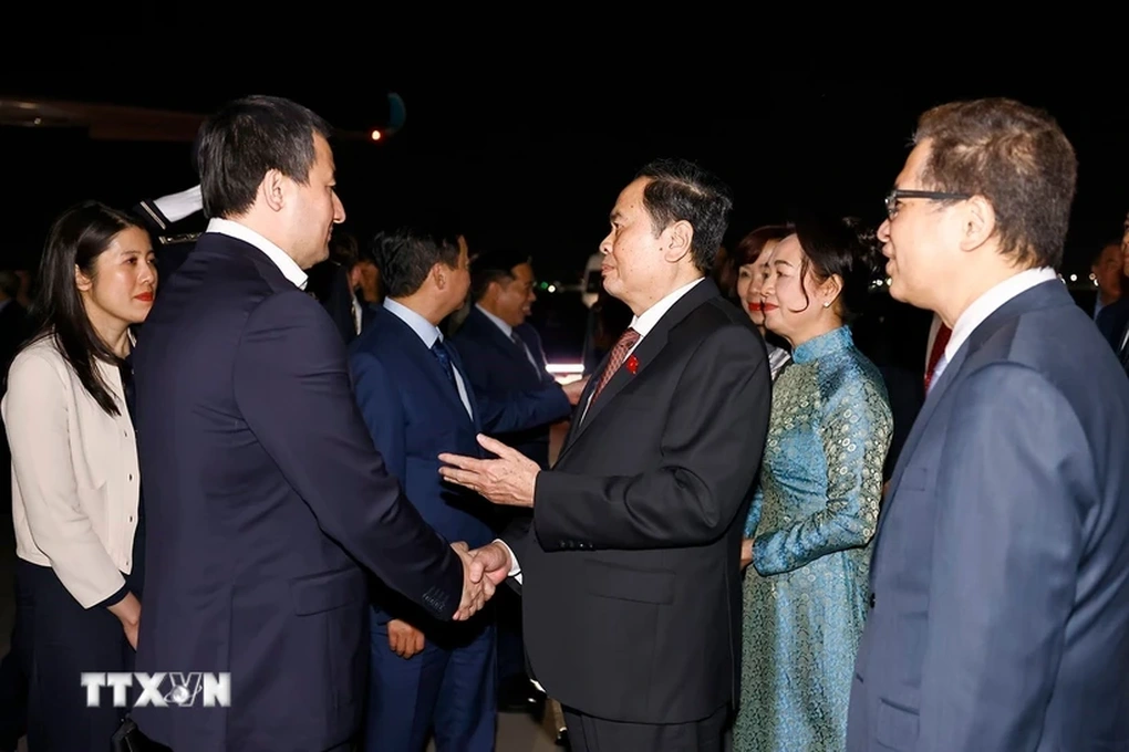 Chủ tịch Quốc hội kết thúc tốt đẹp chuyến thăm Uzbekistan, tham dự IPU-150 - 1 Chủ tịch Quốc hội kết thúc tốt đẹp chuyến thăm Uzbekistan, tham dự IPU-150 - 1