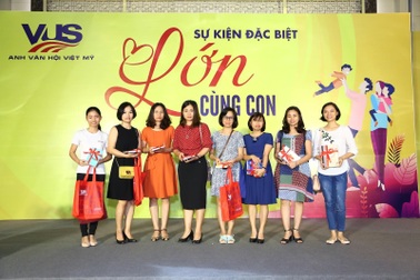 Chuyên gia đồng hành “gỡ rối” giúp cha mẹ trên hành trình “Lớn cùng con”