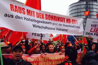 Người Việt năm châu tiếp tục phản đối hành động của Trung Quốc 