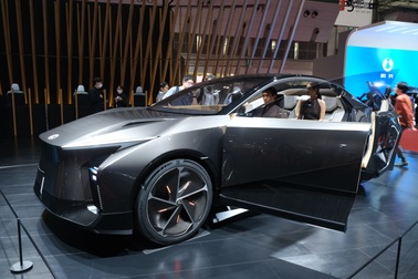 Xe điện đầu bảng của Lexus có cửa mở độc đáo, khoang nội thất "phi thuyền"