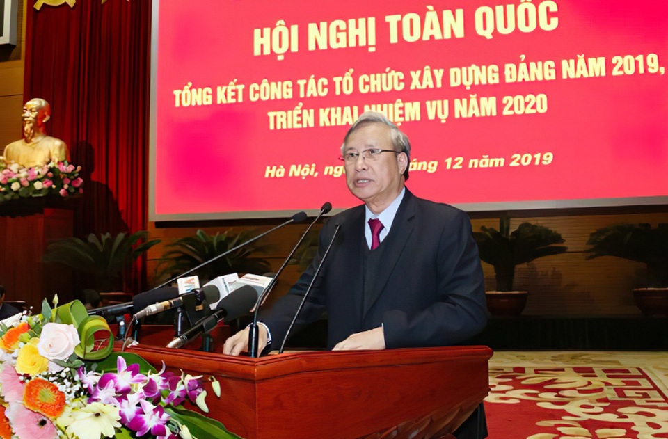 Thường trực Ban Bí thư: Cán bộ không đủ năng lực chủ động xin nghỉ mới là nêu gương - 1 Thường trực Ban Bí thư: Cán bộ không đủ năng lực chủ động xin nghỉ mới là nêu gương - 1