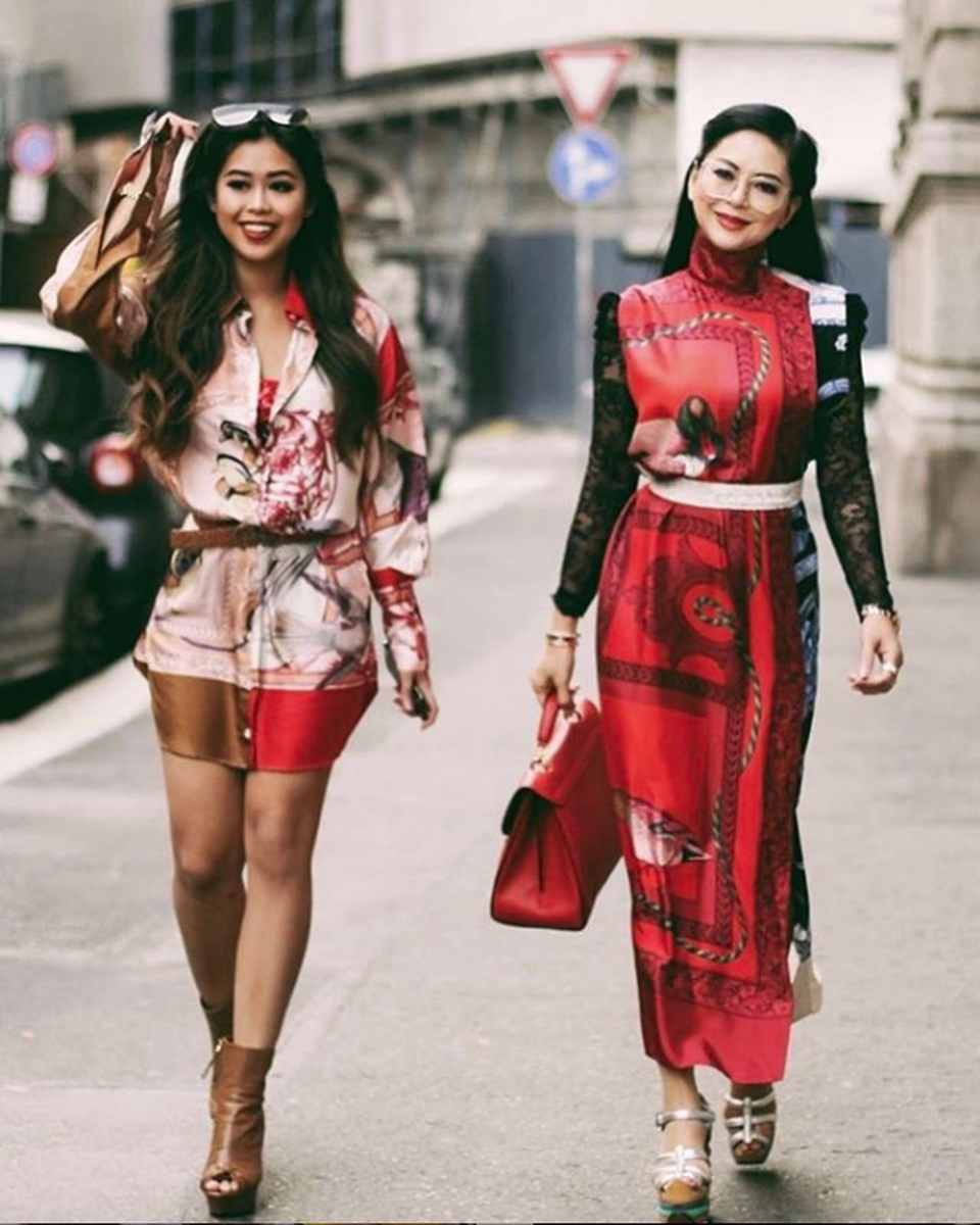 3 người đẹp Việt có mẹ thuộc hàng “mỹ nhân” - 23 3 người đẹp Việt có mẹ thuộc hàng “mỹ nhân” - 23