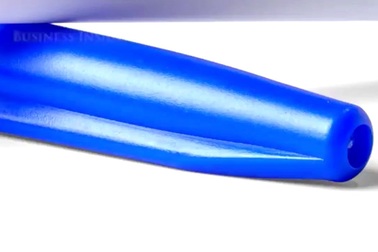 Tại sao nắp bút lại thường có một lỗ nhỏ trên đỉnh?