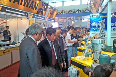 Hội chợ quốc tế hàng công nghiệp Việt Nam năm 2016