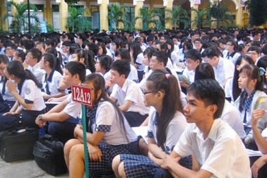 Khi nữ sinh bất ngờ... làm mẹ