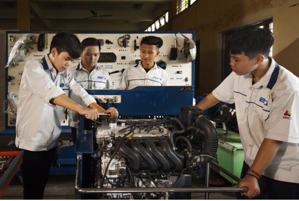 Sẽ đào tạo, đào tạo lại nhân lực cho 20 ngành nghề mới - 2 Sẽ đào tạo, đào tạo lại nhân lực cho 20 ngành nghề mới - 2