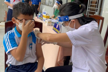 Nhận lương chỉ hơn 4 triệu đồng/tháng, nhiều bác sĩ ở trạm y tế nghỉ việc