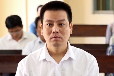 Sử dụng sổ đỏ giả lừa đảo chiếm đoạt hàng tỷ đồng