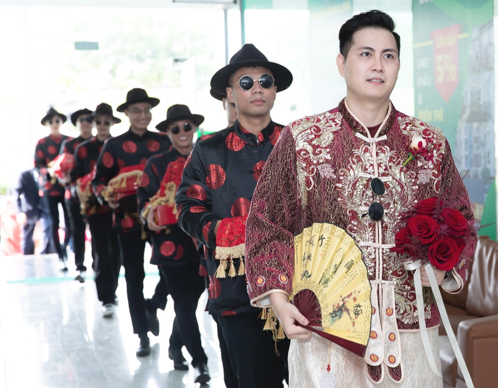Lễ cưới diễn viên Karen Nguyễn: Chú rể gốc Hoa và dàn bê tráp chất lừ - 6 Lễ cưới diễn viên Karen Nguyễn: Chú rể gốc Hoa và dàn bê tráp chất lừ - 6