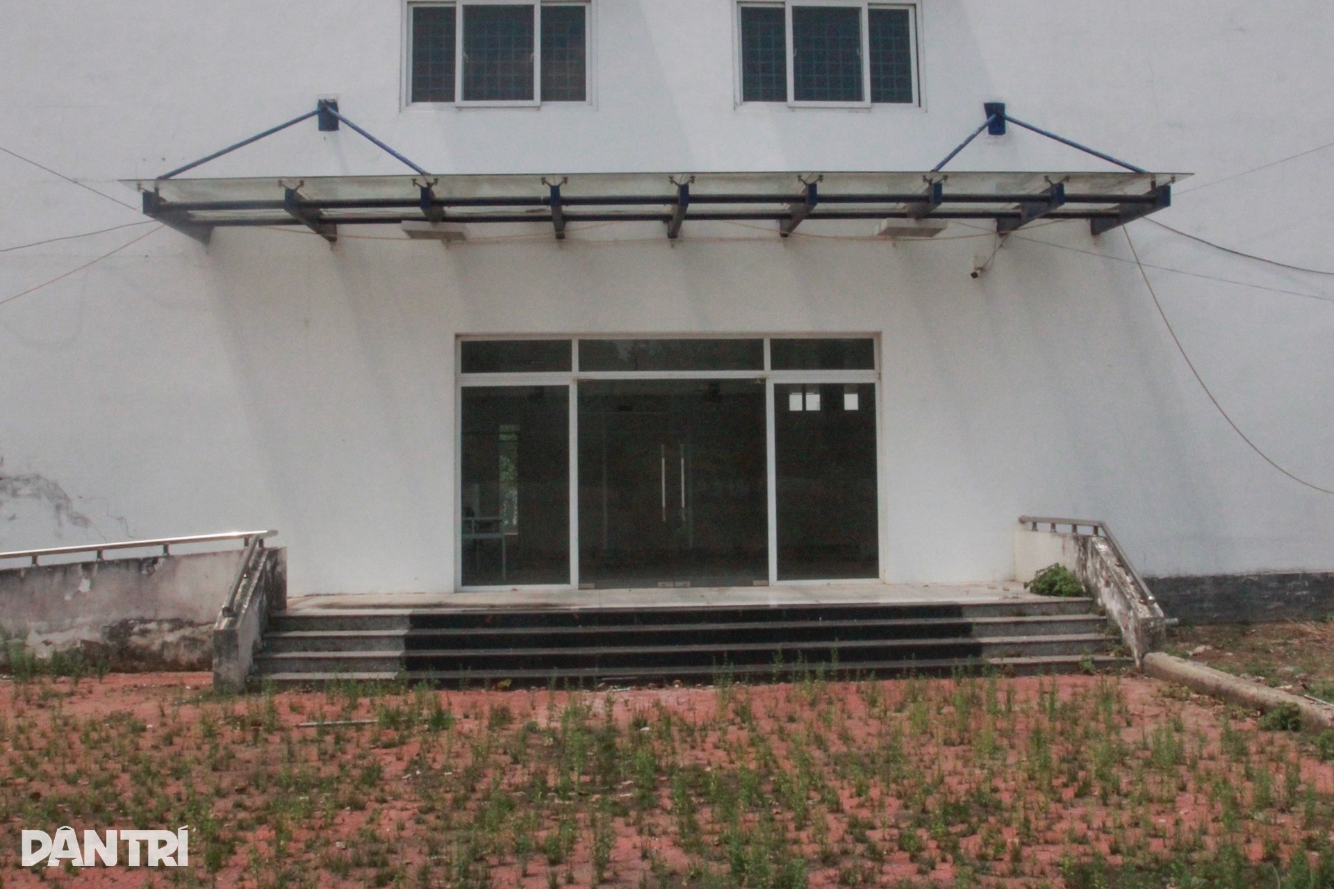 Bệnh viện trăm tỷ bỏ hoang nhiều năm ở Bình Dương - 5 Bệnh viện trăm tỷ bỏ hoang nhiều năm ở Bình Dương - 5