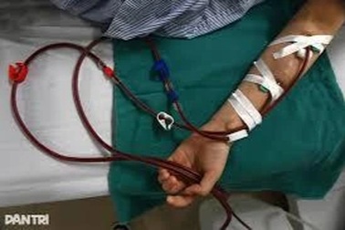 Làm việc giữa trời 40 độ C, nam thanh niên suy thận cấp vì quên uống nước