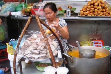 “Bạc mặt” chạy đua với Tết