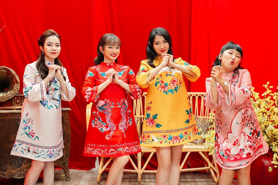 Những nhóm bạn thân “nhà người ta” gây sốt mạng thời gian qua - 8 Những nhóm bạn thân “nhà người ta” gây sốt mạng thời gian qua - 8