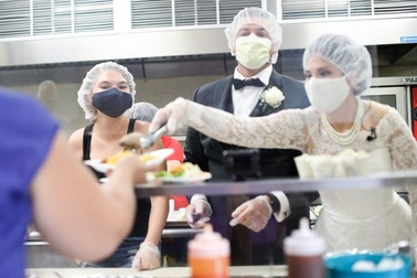 Những câu chuyện ấm lòng được lan truyền trong năm 2020