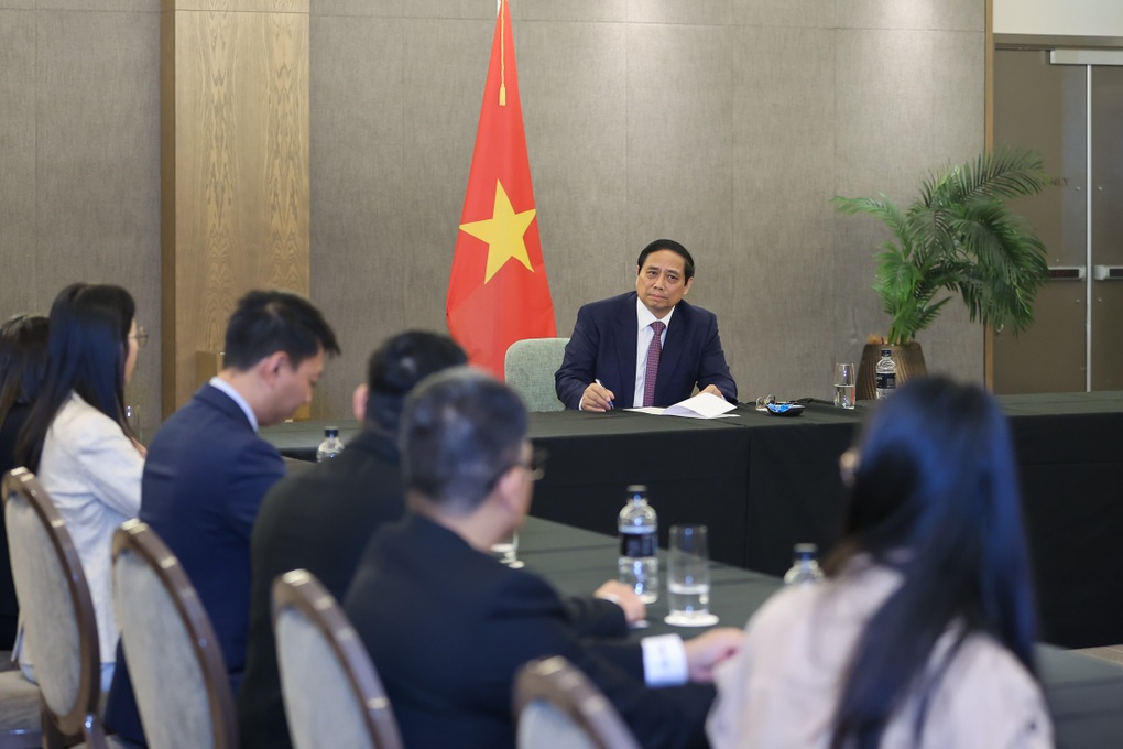 Nghe hiến kế phát triển đất nước, Thủ tướng muốn Việt Nam đi sau về trước - 3 Nghe hiến kế phát triển đất nước, Thủ tướng muốn Việt Nam đi sau về trước - 3
