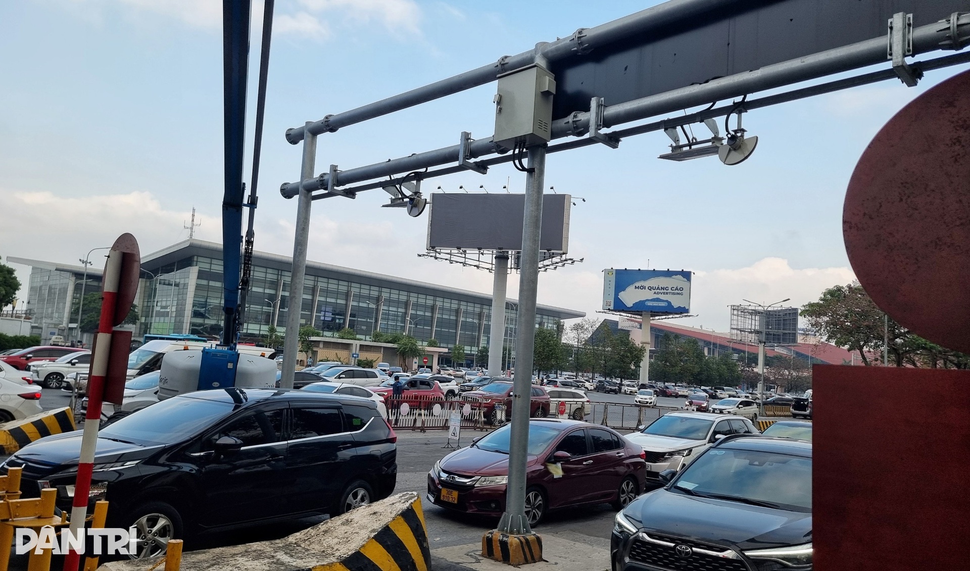 Loạt công nghệ chống ùn tắc tại sân bay Nội Bài trước cao điểm Tết - 8 Loạt công nghệ chống ùn tắc tại sân bay Nội Bài trước cao điểm Tết - 8